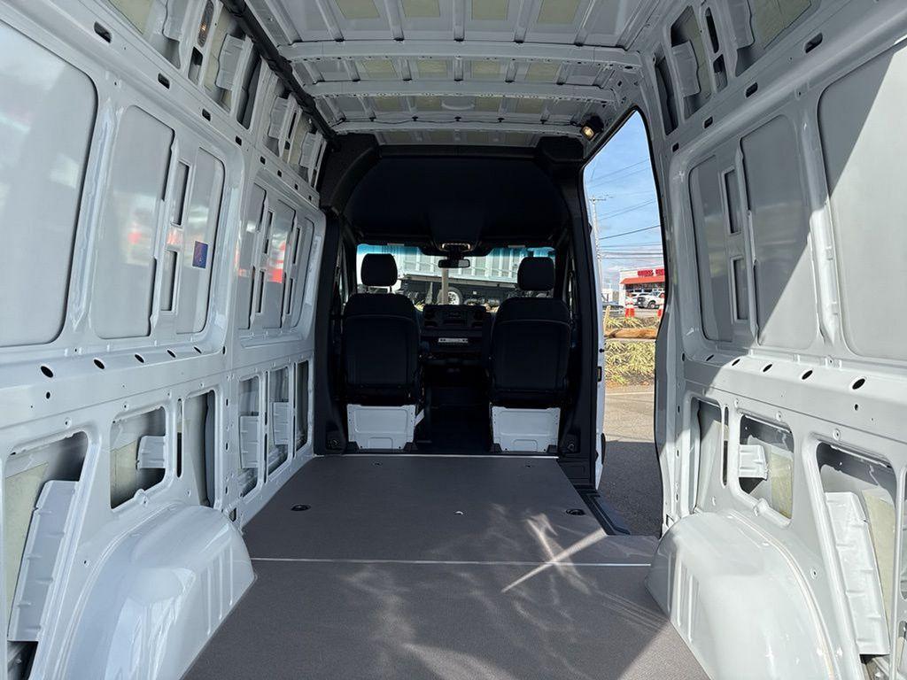 new 2025 Mercedes-Benz Sprinter 2500 car, priced at $53,286