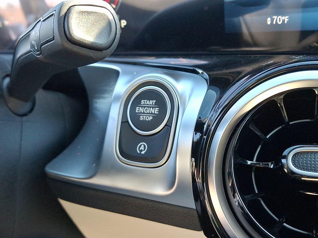 new 2026 Mercedes-Benz GLB 250 car, priced at $48,635