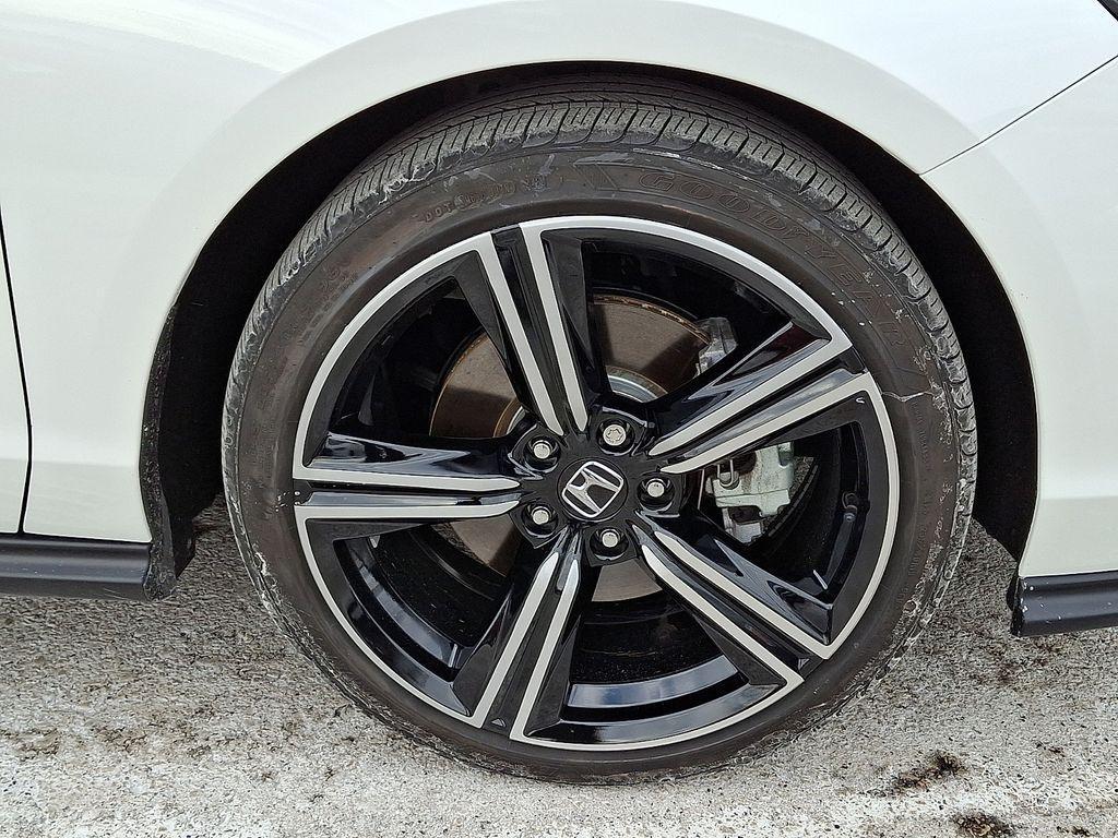 used 2024 Honda Accord Hybrid car, priced at $27,421