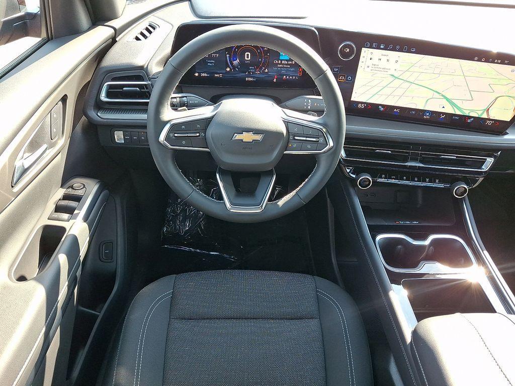 used 2025 Chevrolet Traverse car, priced at $40,840