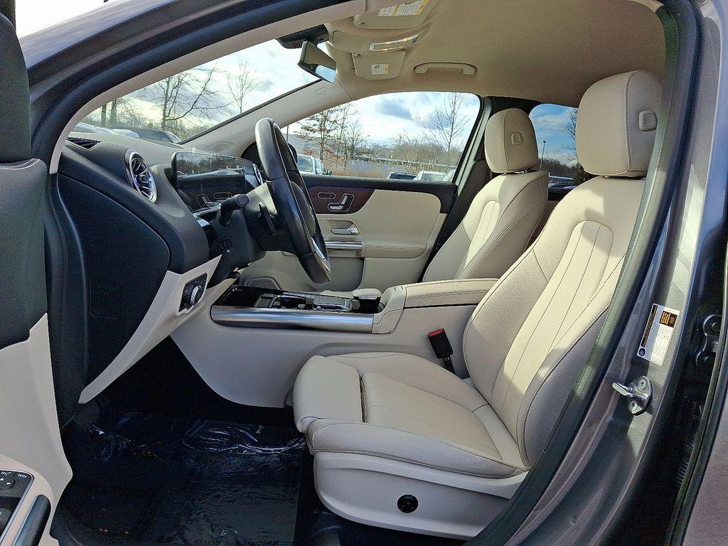 used 2023 Mercedes-Benz GLA 250 car, priced at $31,994