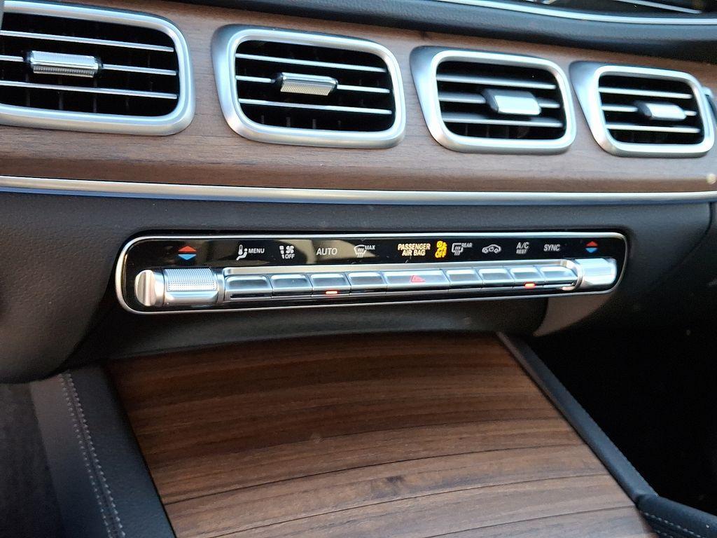 new 2026 Mercedes-Benz GLE 350 car, priced at $68,448