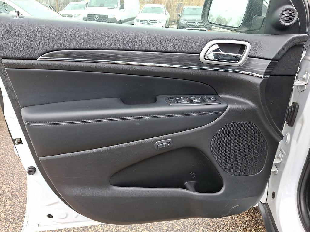 used 2019 Jeep Grand Cherokee car, priced at $22,094