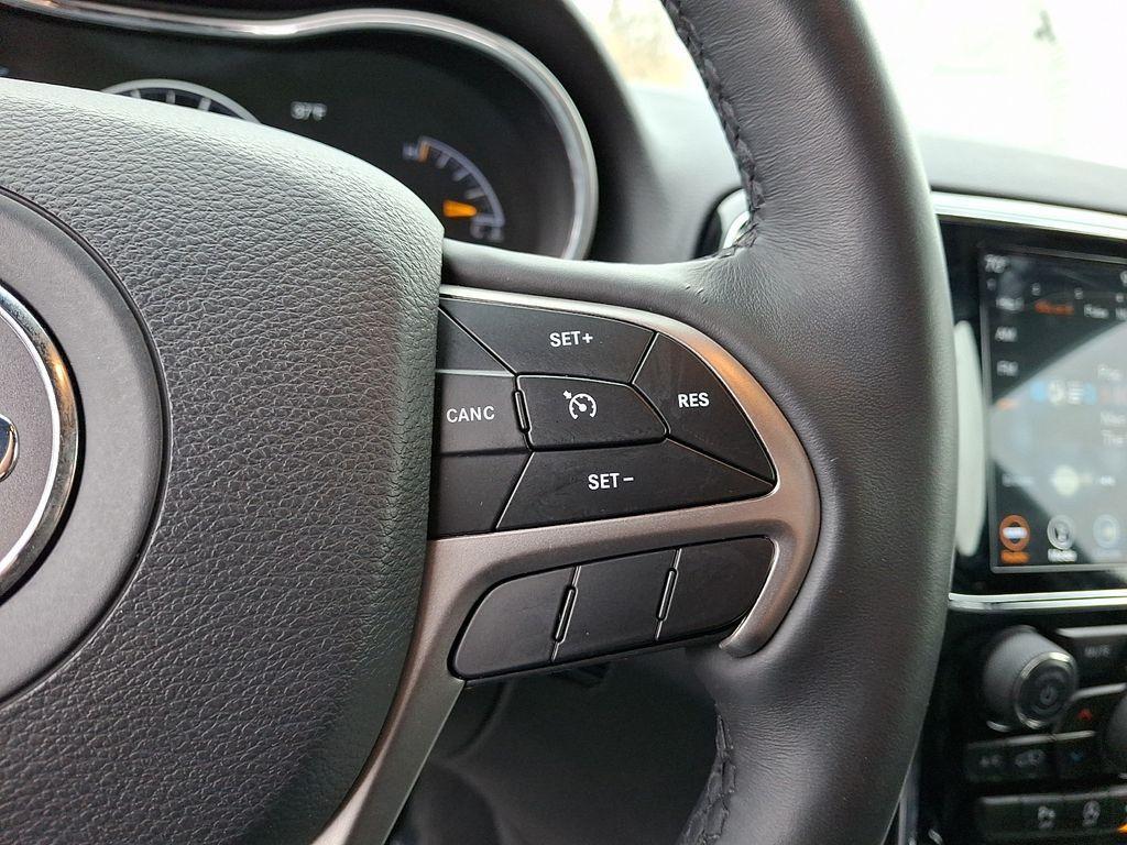 used 2019 Jeep Grand Cherokee car, priced at $22,094