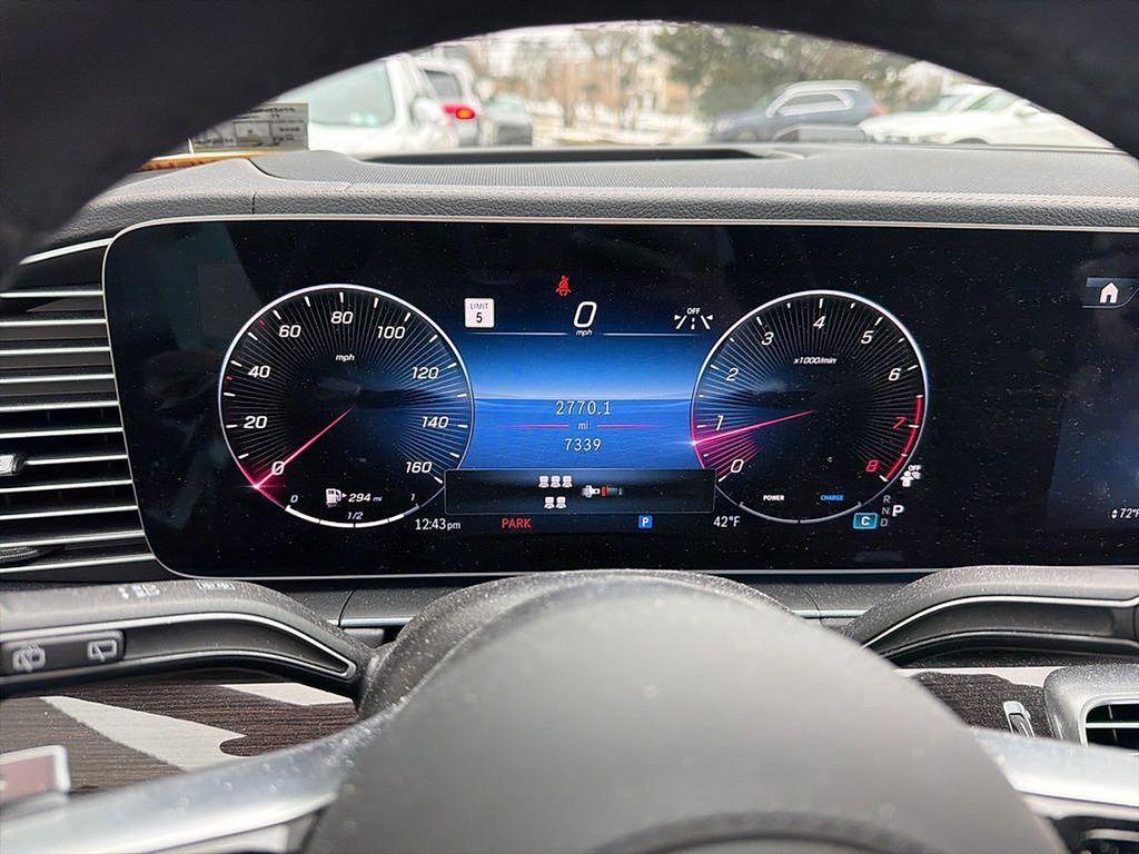 used 2025 Mercedes-Benz GLS 580 car, priced at $99,999