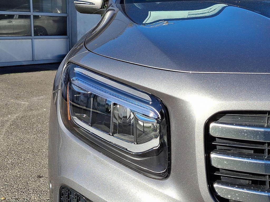 new 2026 Mercedes-Benz GLB 250 car, priced at $49,937