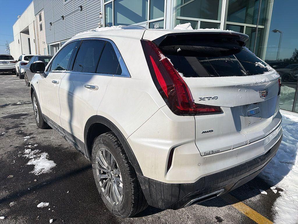 used 2024 Cadillac XT4 car, priced at $33,441