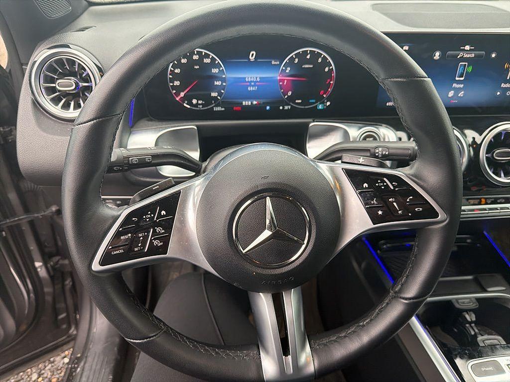 used 2025 Mercedes-Benz GLB 250 car, priced at $44,322