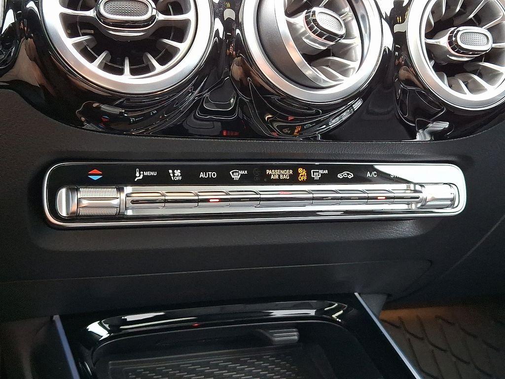 used 2025 Mercedes-Benz GLA 250 car, priced at $39,490