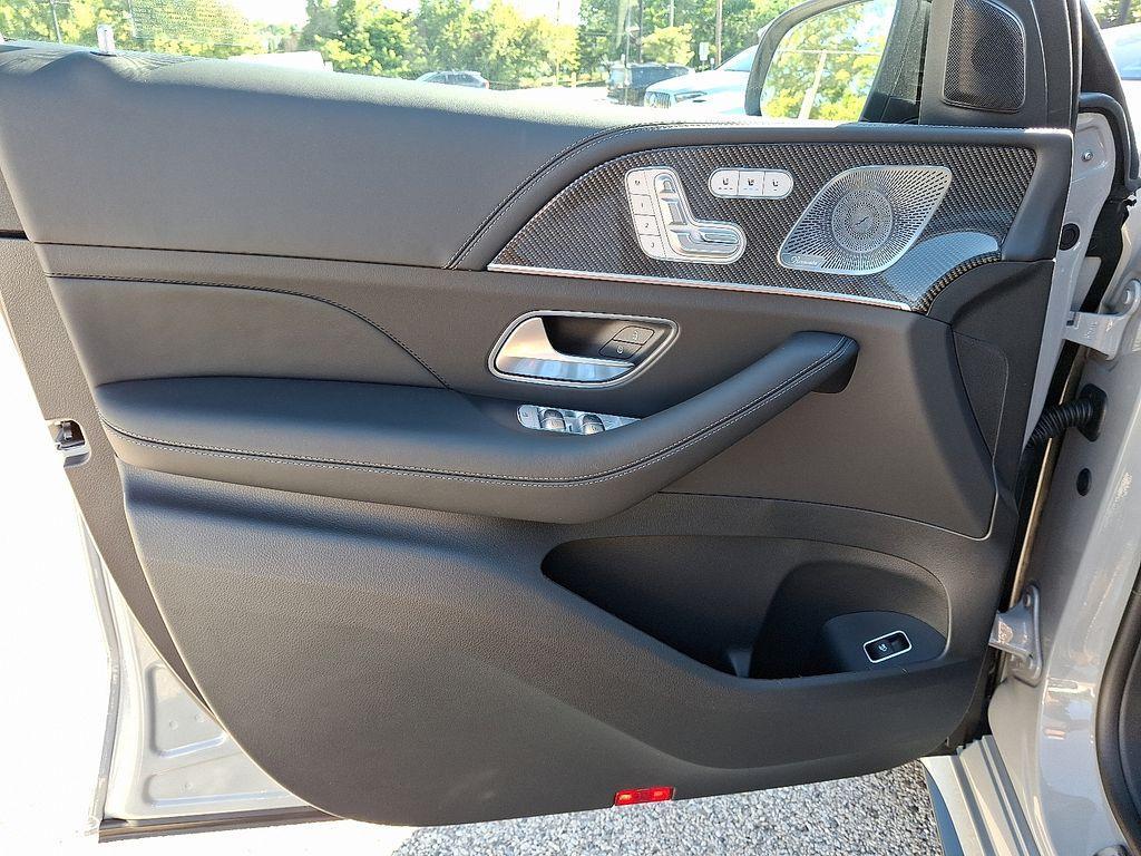 new 2026 Mercedes-Benz AMG GLE 63 car, priced at $139,579