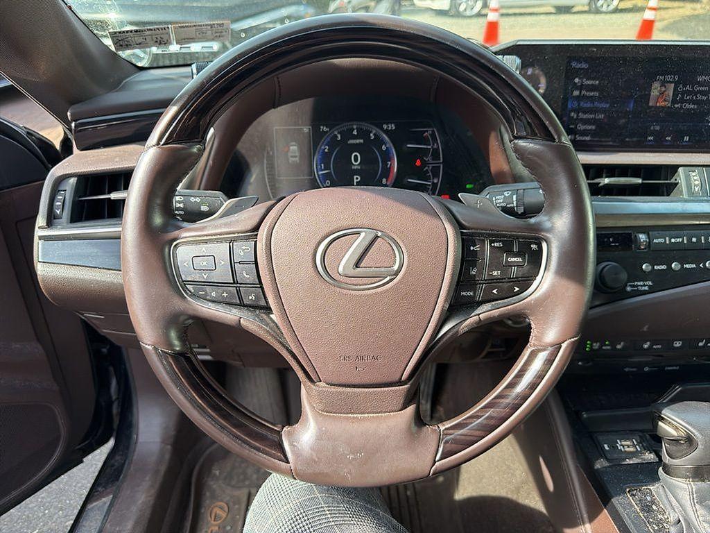 used 2020 Lexus ES 350 car, priced at $24,719