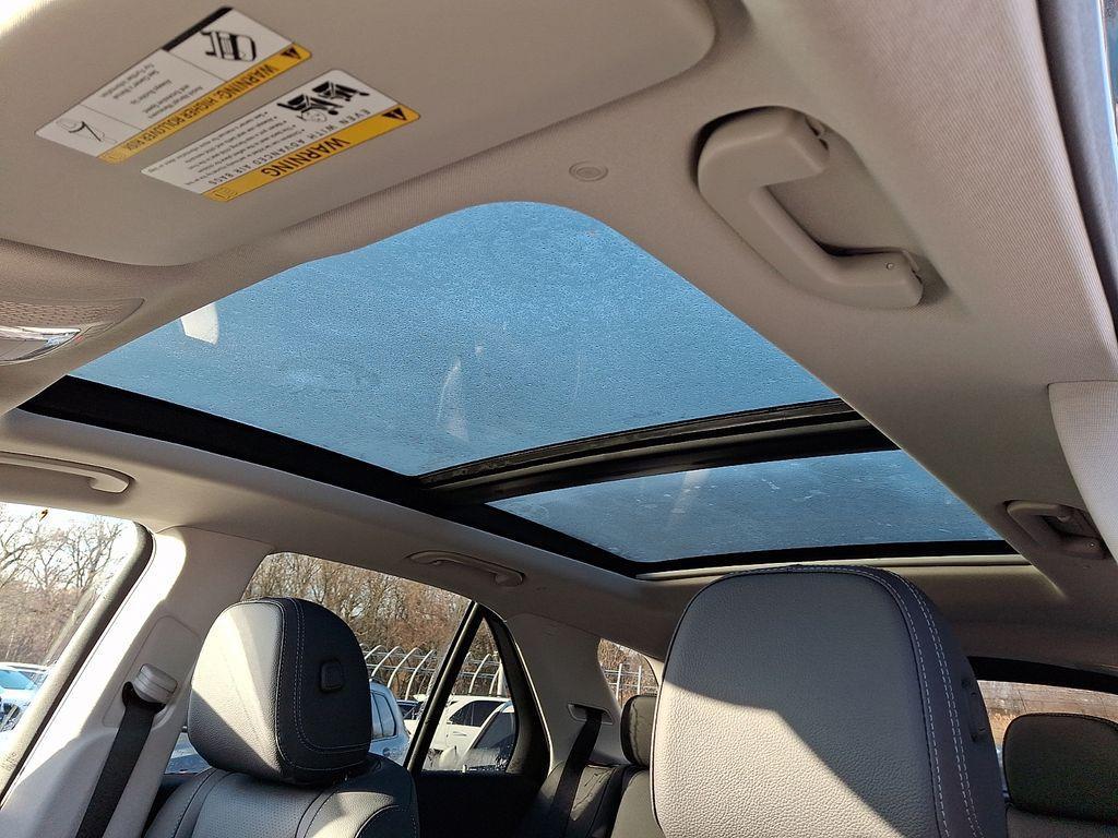 new 2026 Mercedes-Benz GLE 350 car, priced at $70,832