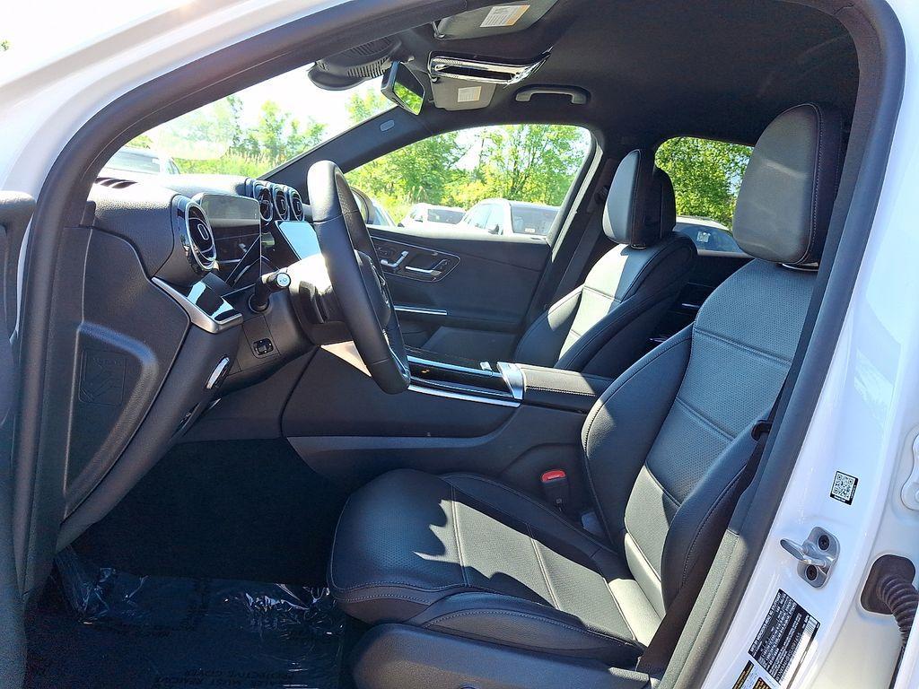 used 2025 Mercedes-Benz GLC 300 car, priced at $47,887