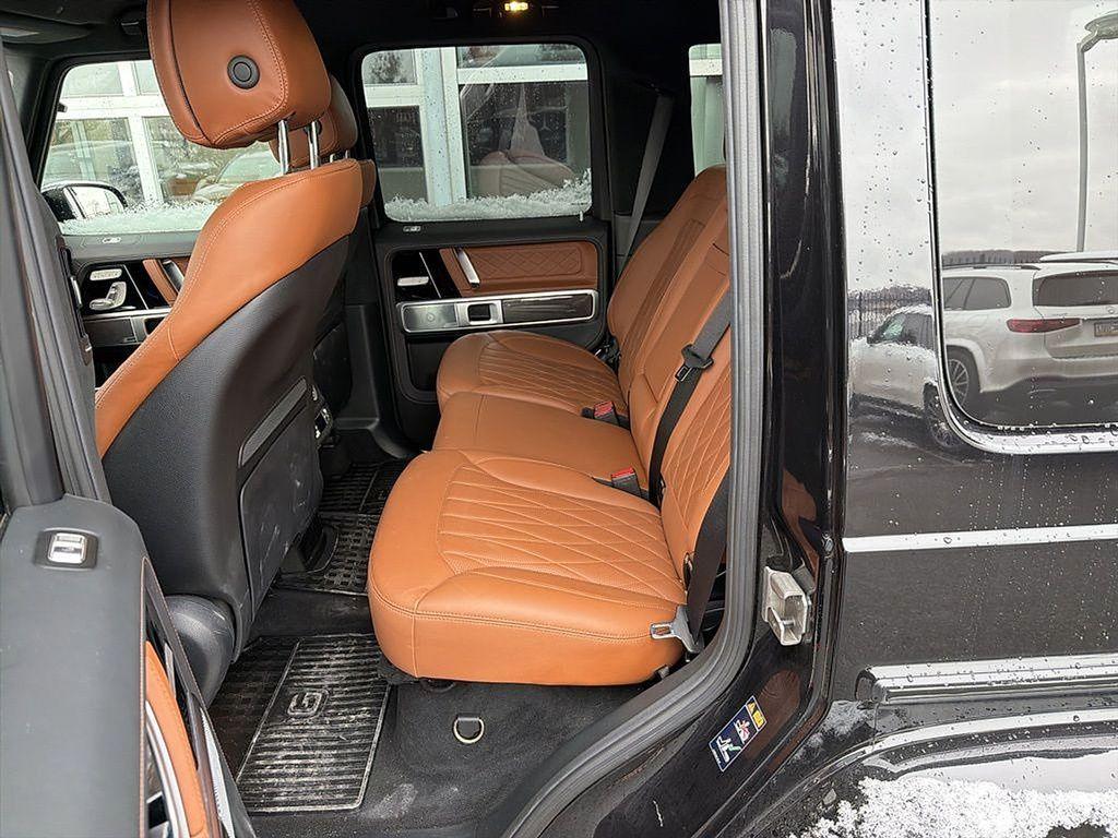 used 2022 Mercedes-Benz AMG G 63 car, priced at $149,585