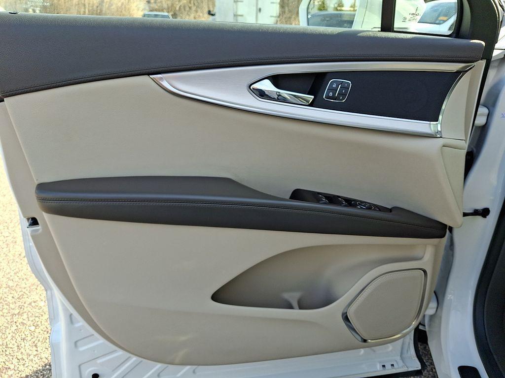 used 2020 Lincoln Nautilus car, priced at $22,031