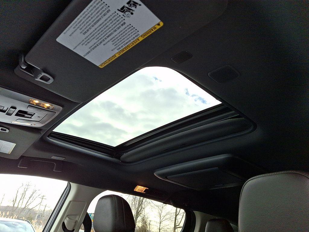 used 2022 Toyota Sienna car, priced at $43,116