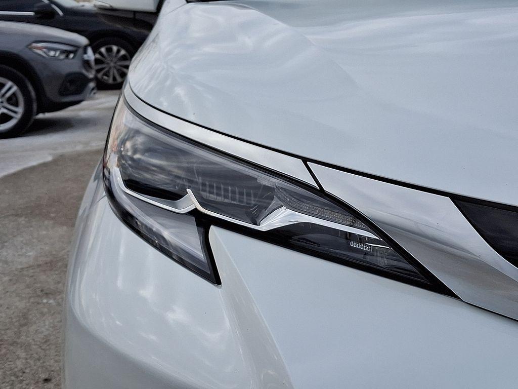 used 2022 Toyota Sienna car, priced at $43,116