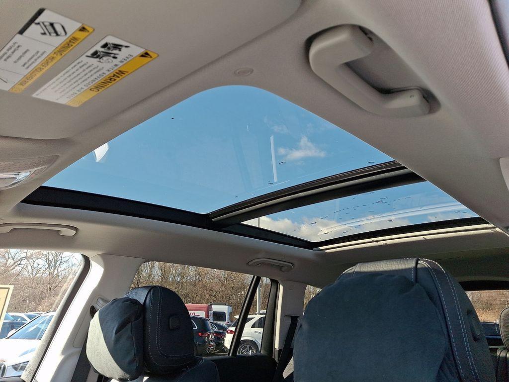 new 2026 Mercedes-Benz GLS 450 car, priced at $101,535