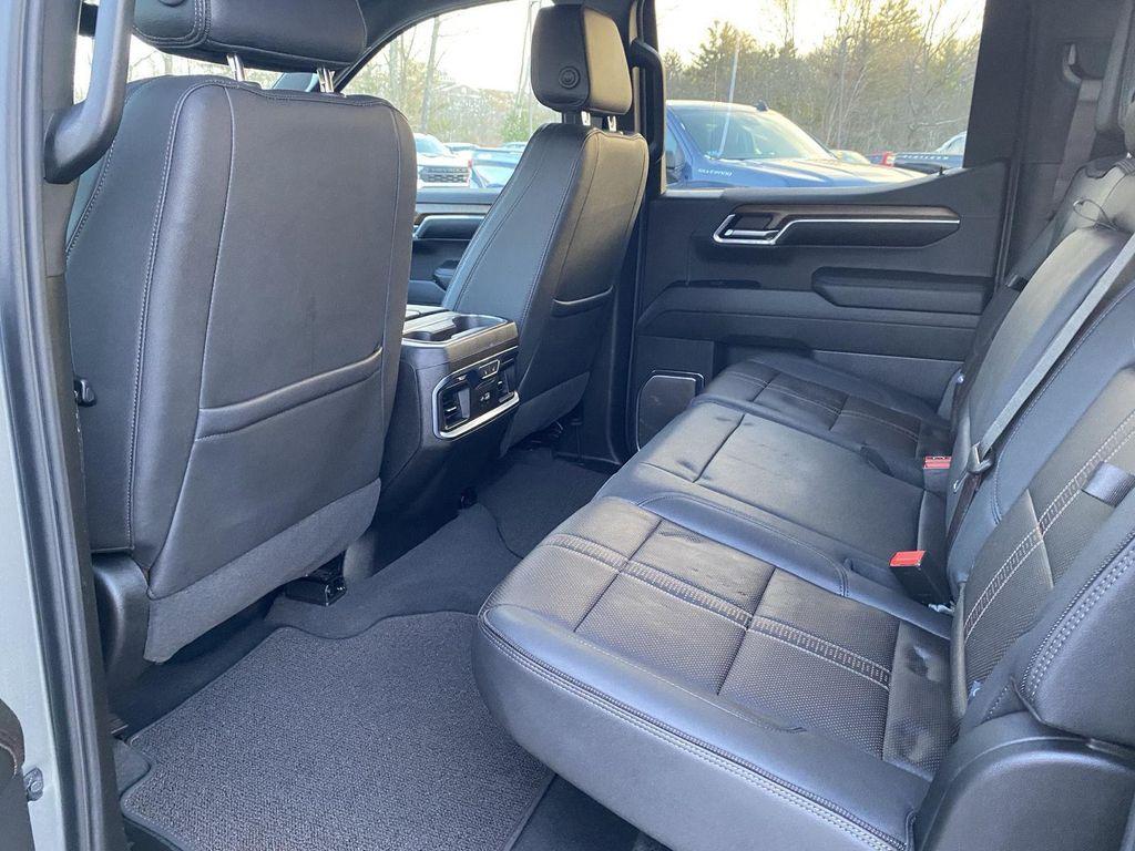 used 2024 Chevrolet Silverado 1500 car, priced at $52,999