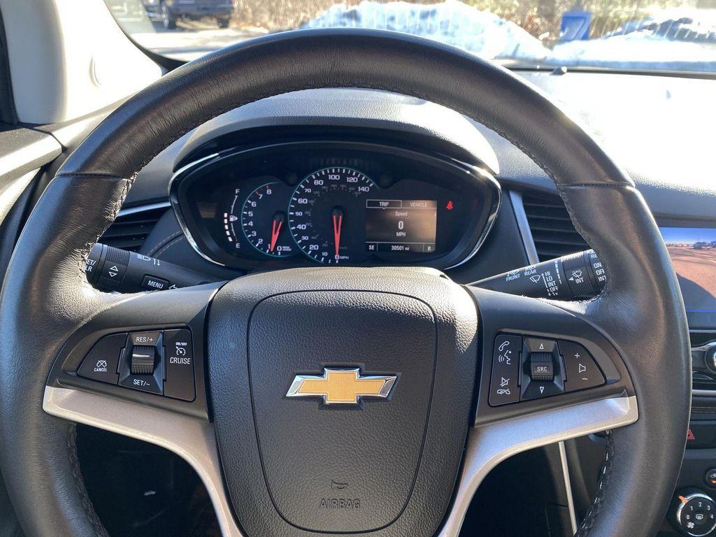 used 2022 Chevrolet Trax car, priced at $18,999