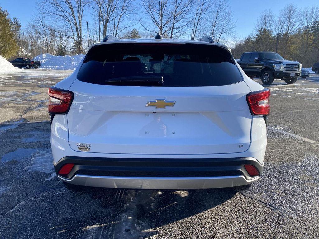 used 2025 Chevrolet Trax car, priced at $21,999