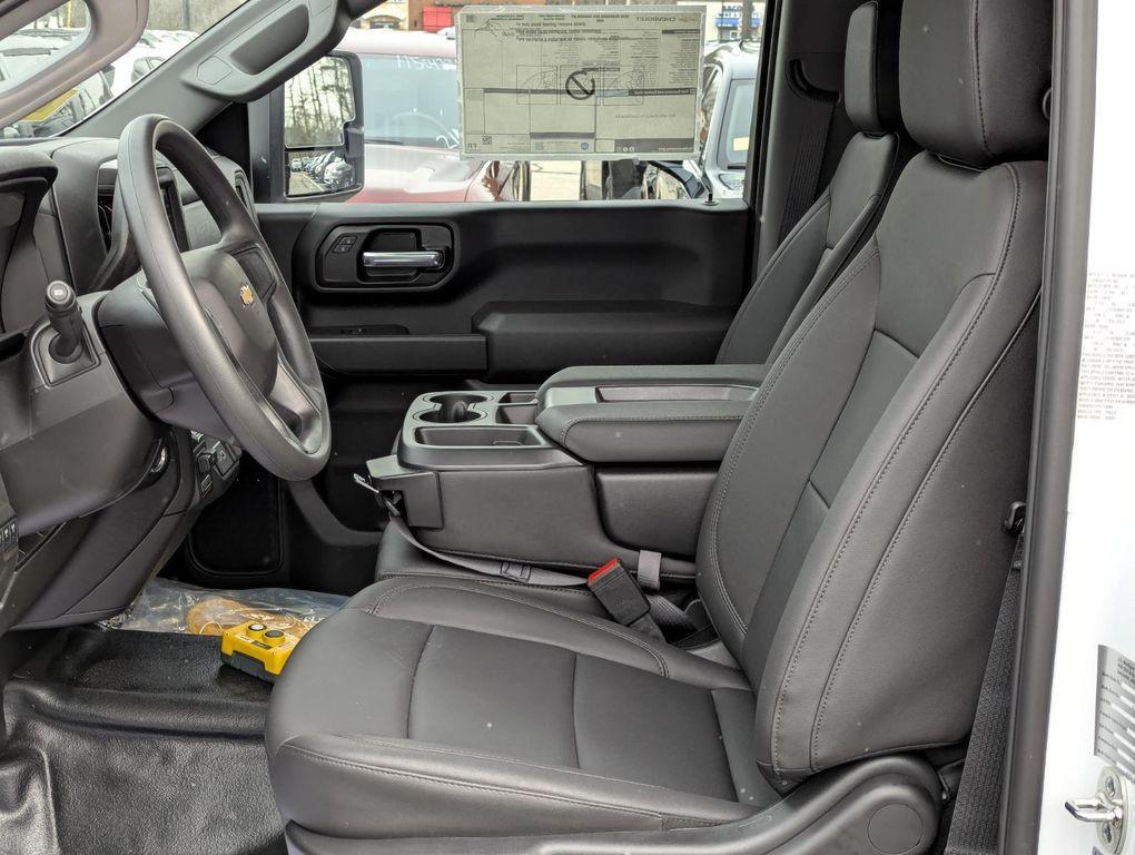 new 2026 Chevrolet Silverado 3500 car, priced at $74,260