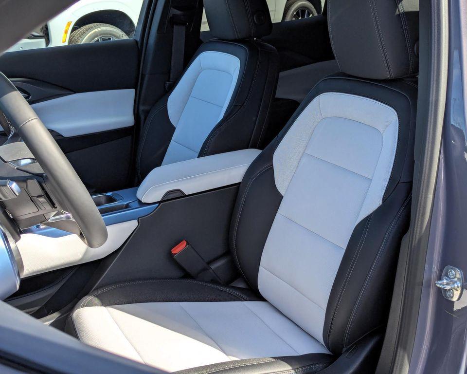 new 2026 Chevrolet Equinox EV car, priced at $31,845