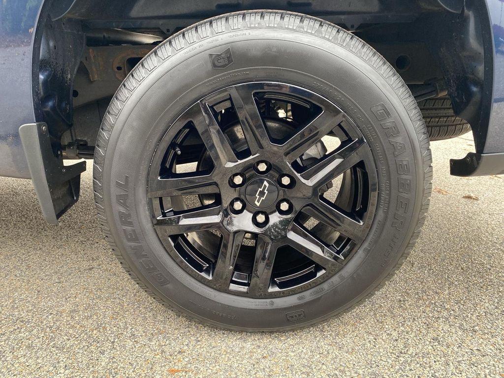 used 2022 Chevrolet Silverado 1500 car, priced at $29,999