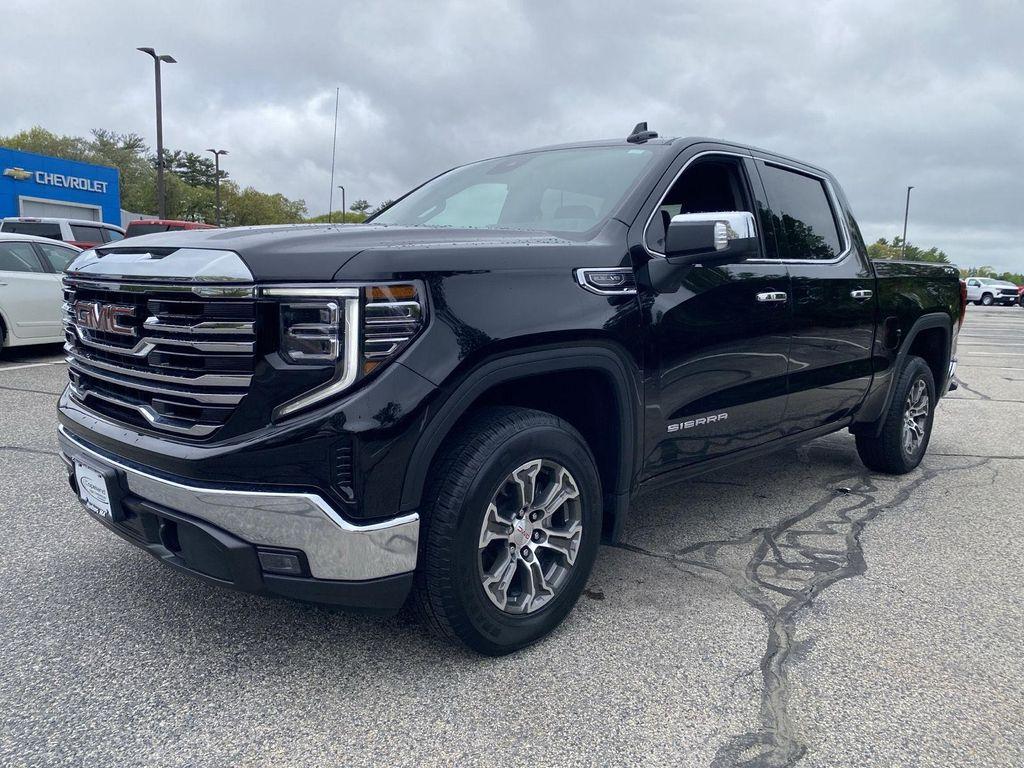 used 2025 GMC Sierra 1500 car, priced at $45,594