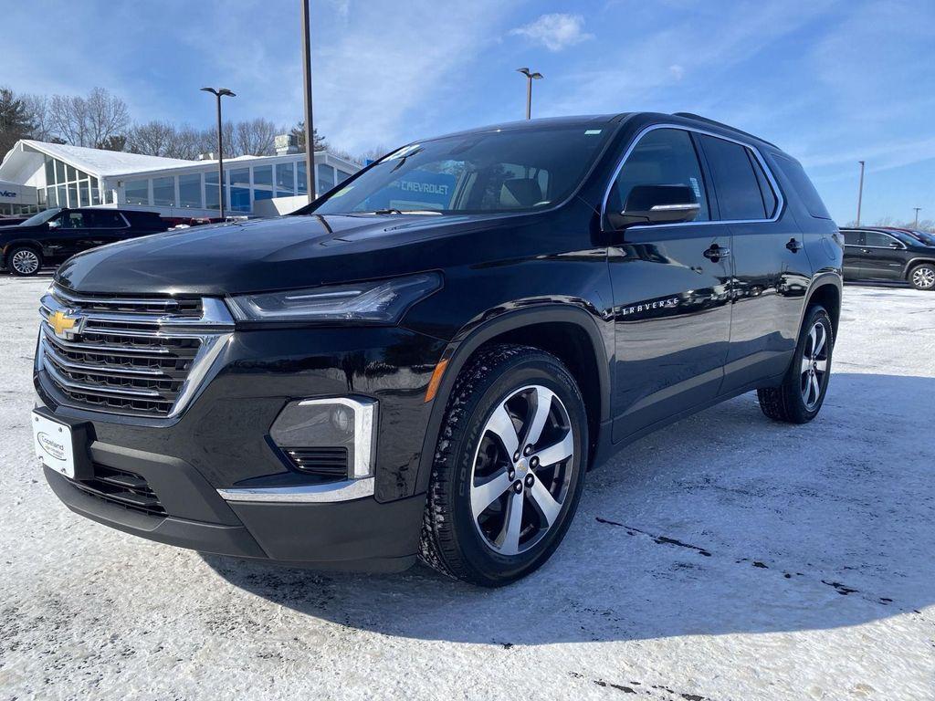 used 2023 Chevrolet Traverse car, priced at $31,999