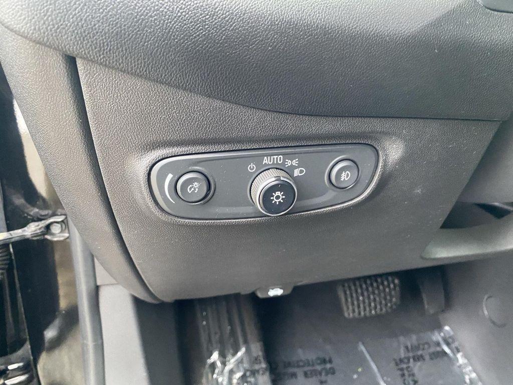 used 2020 Chevrolet Equinox car, priced at $15,999