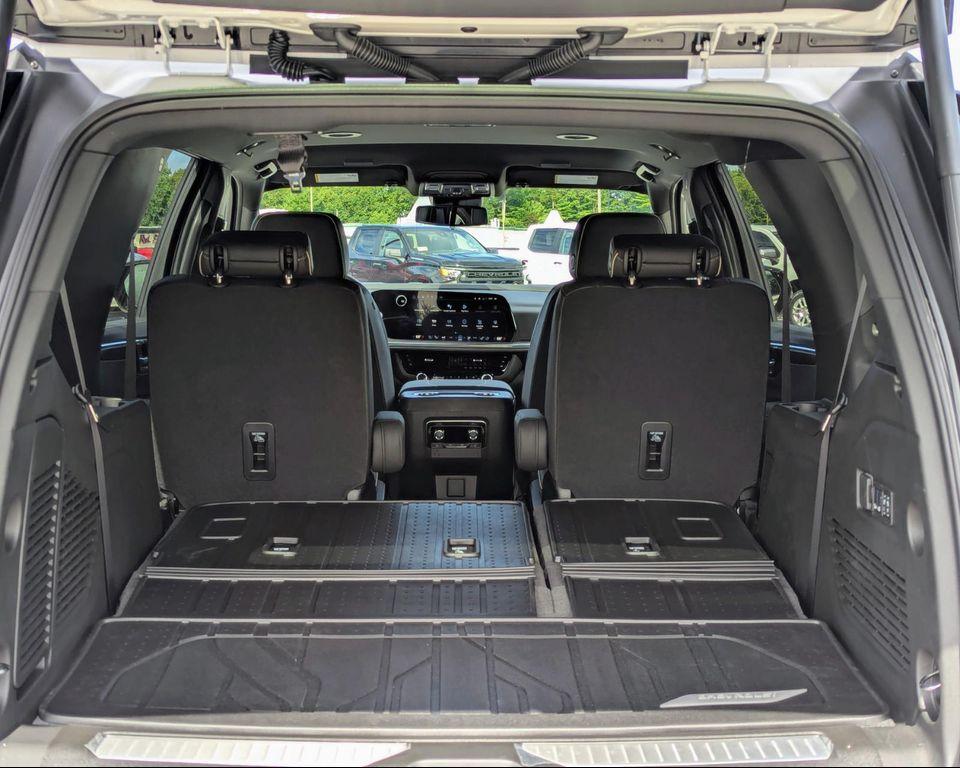 new 2025 Chevrolet Tahoe car, priced at $77,435
