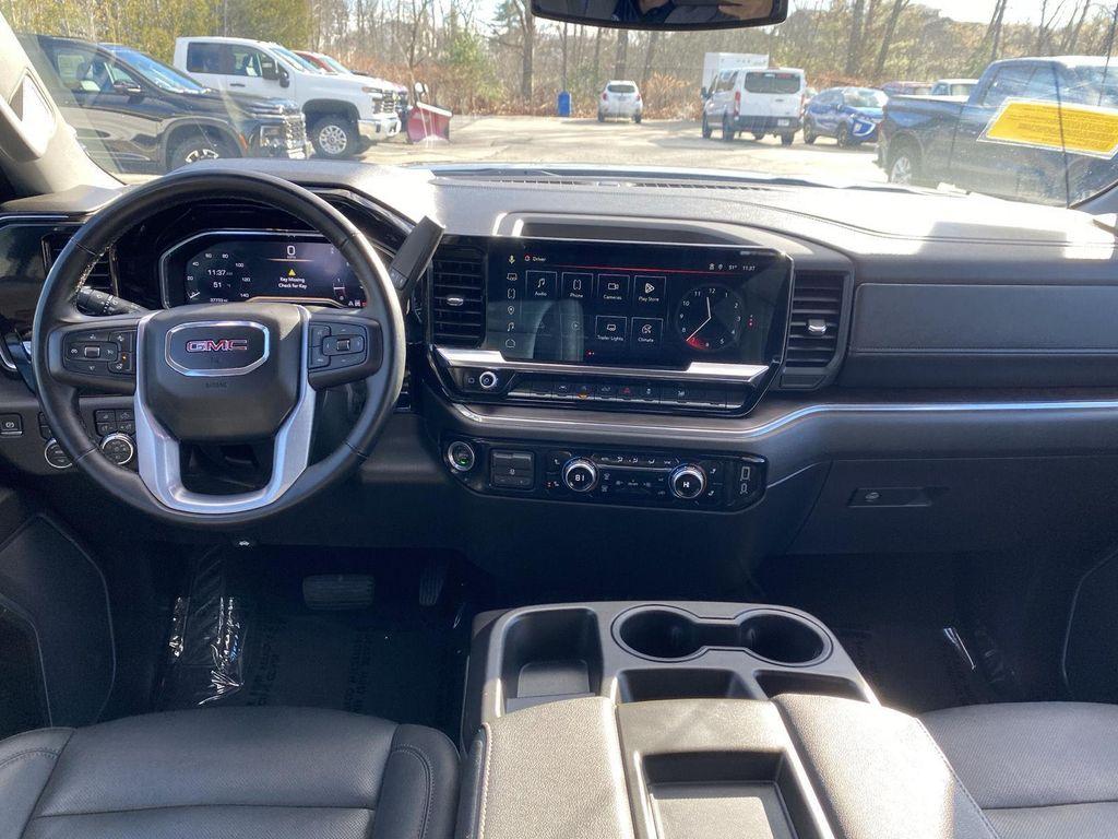 used 2025 GMC Sierra 1500 car, priced at $44,999