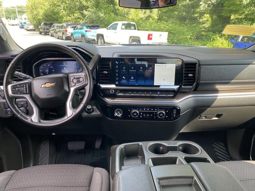 used 2024 Chevrolet Silverado 1500 car, priced at $39,594