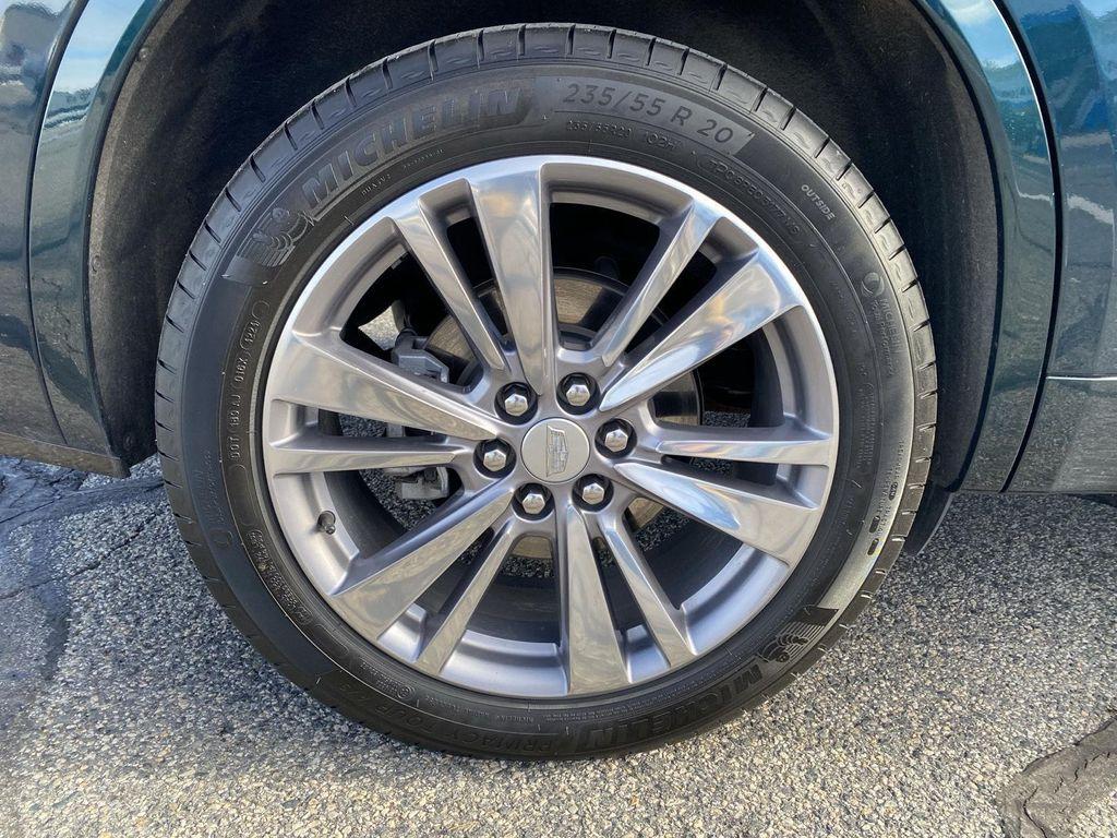 used 2025 Cadillac XT6 car, priced at $43,999