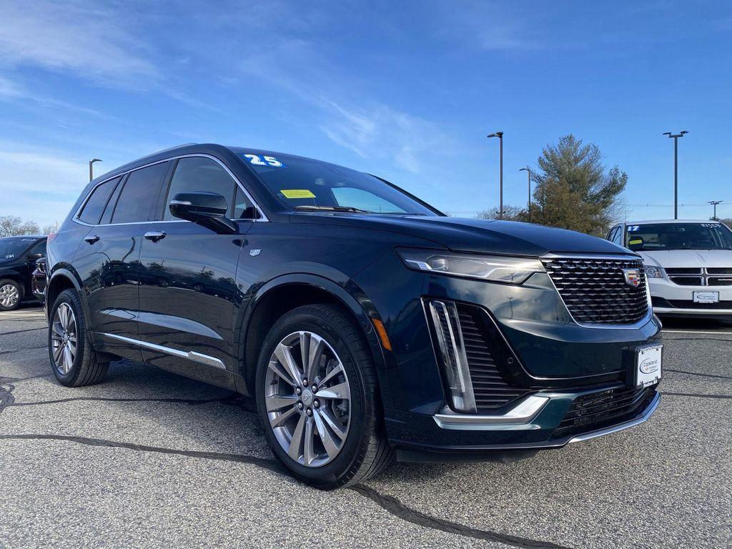 used 2025 Cadillac XT6 car, priced at $43,999