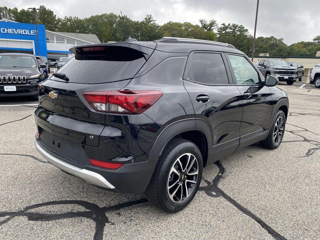 used 2024 Chevrolet TrailBlazer car, priced at $23,999