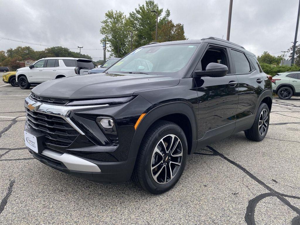 used 2024 Chevrolet TrailBlazer car, priced at $23,999