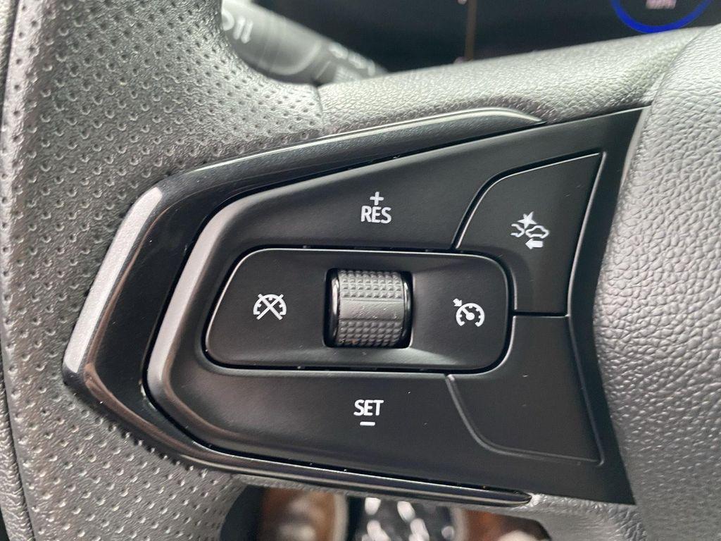 used 2024 Chevrolet TrailBlazer car, priced at $23,999