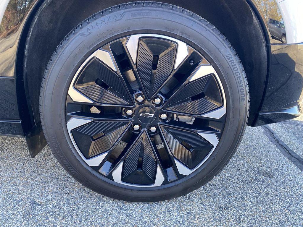 used 2025 Chevrolet Blazer EV car, priced at $29,999