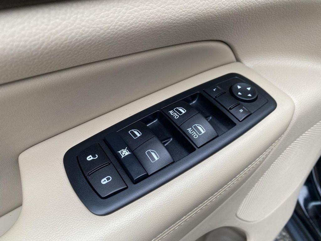 used 2017 Jeep Grand Cherokee car, priced at $14,999