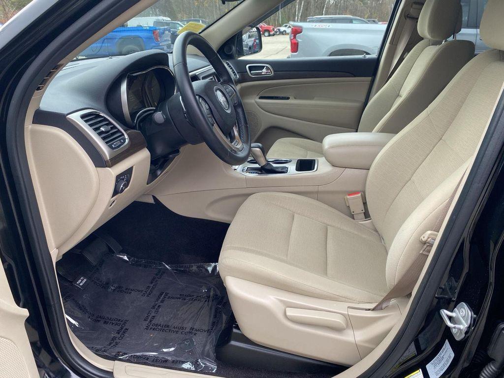 used 2017 Jeep Grand Cherokee car, priced at $14,999