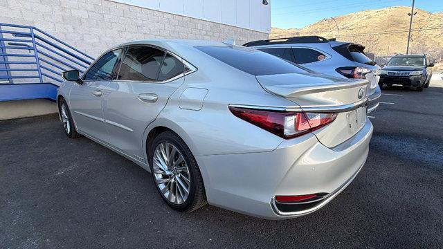 used 2022 Lexus ES 300h car, priced at $34,423