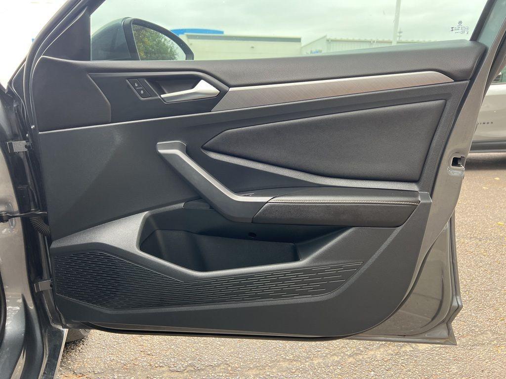 used 2024 Volkswagen Jetta car, priced at $19,904