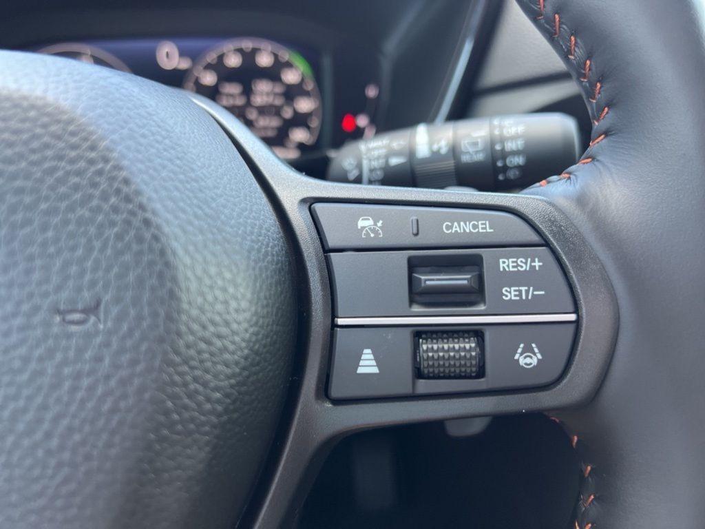 new 2026 Honda CR-V Hybrid car, priced at $40,175