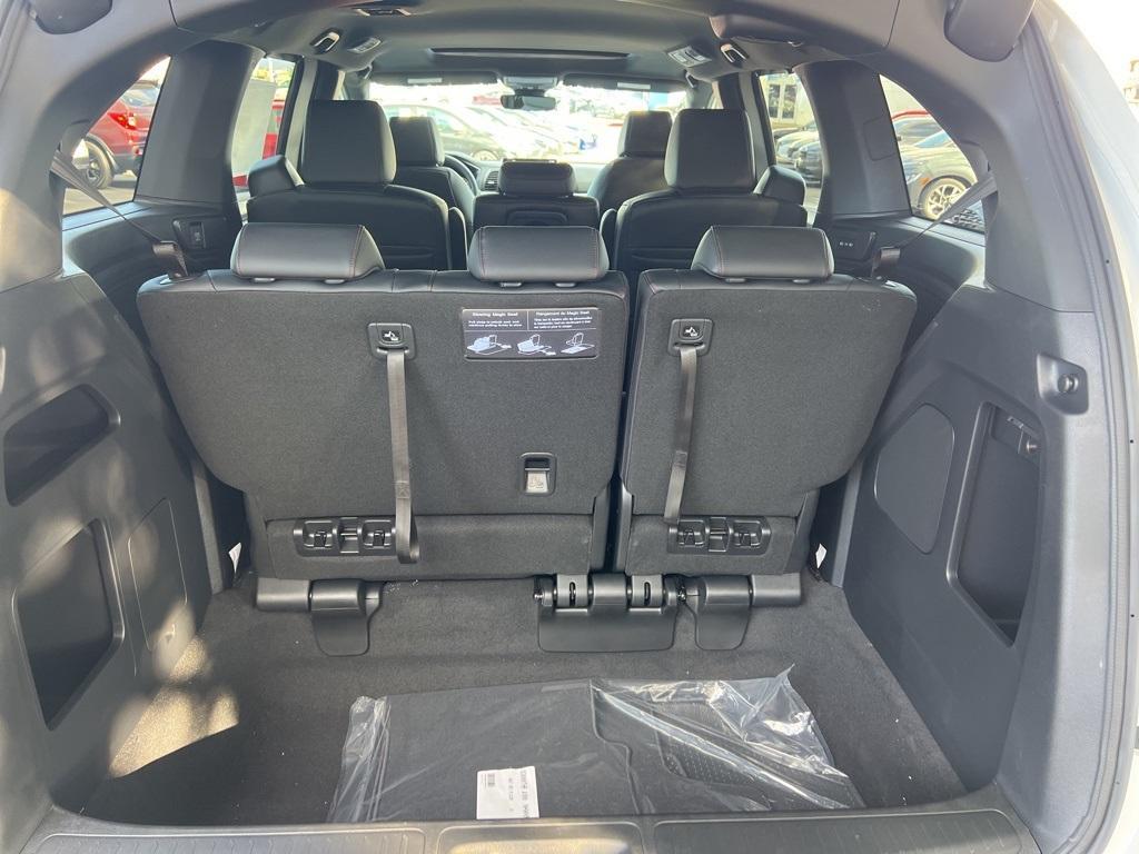 new 2026 Honda Odyssey car, priced at $45,845