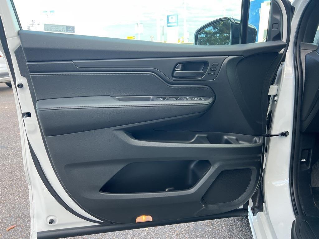 new 2026 Honda Odyssey car, priced at $45,845