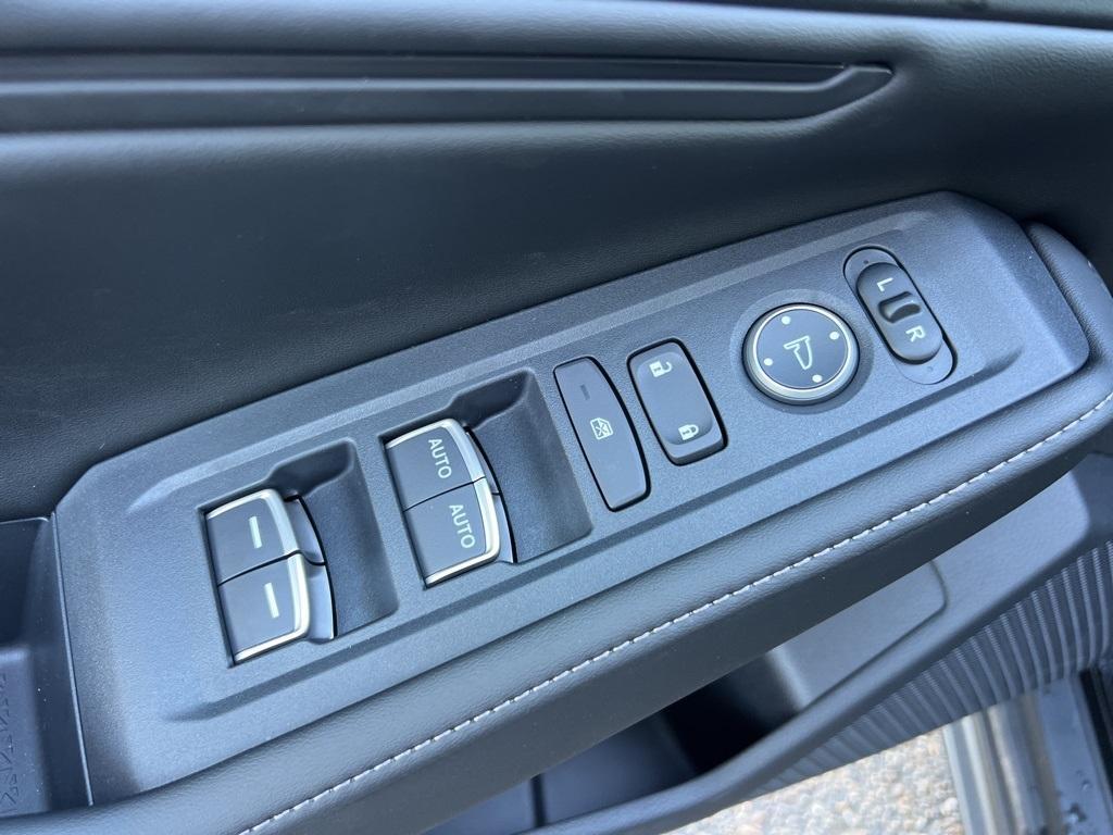 new 2025 Honda Accord Hybrid car, priced at $33,850