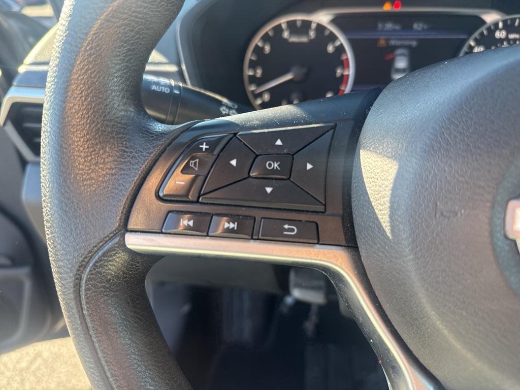 used 2023 Nissan Altima car, priced at $19,165