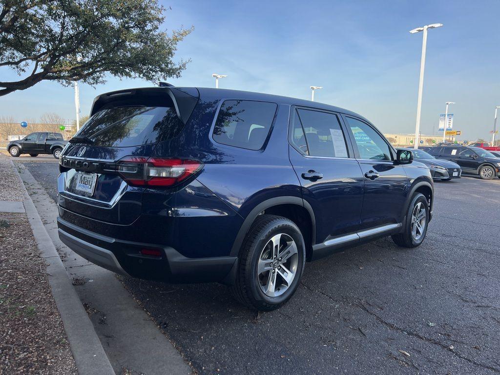 used 2025 Honda Pilot car, priced at $39,883